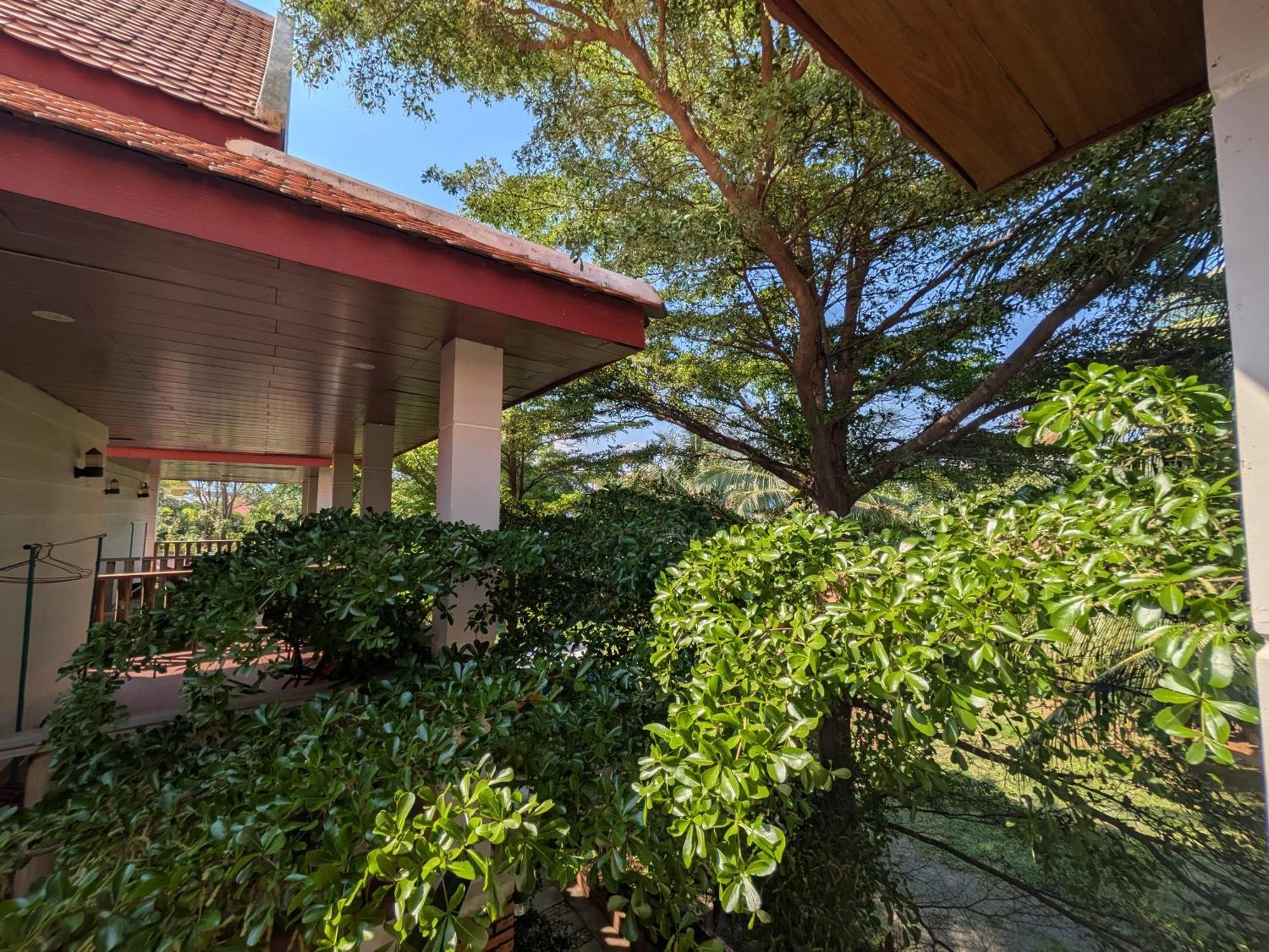 Coconut Lodge Kampot Exterior photo